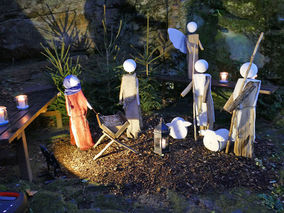 Waldadvent in der Fatima-Grotte (© Karl-Franz Thiede)
